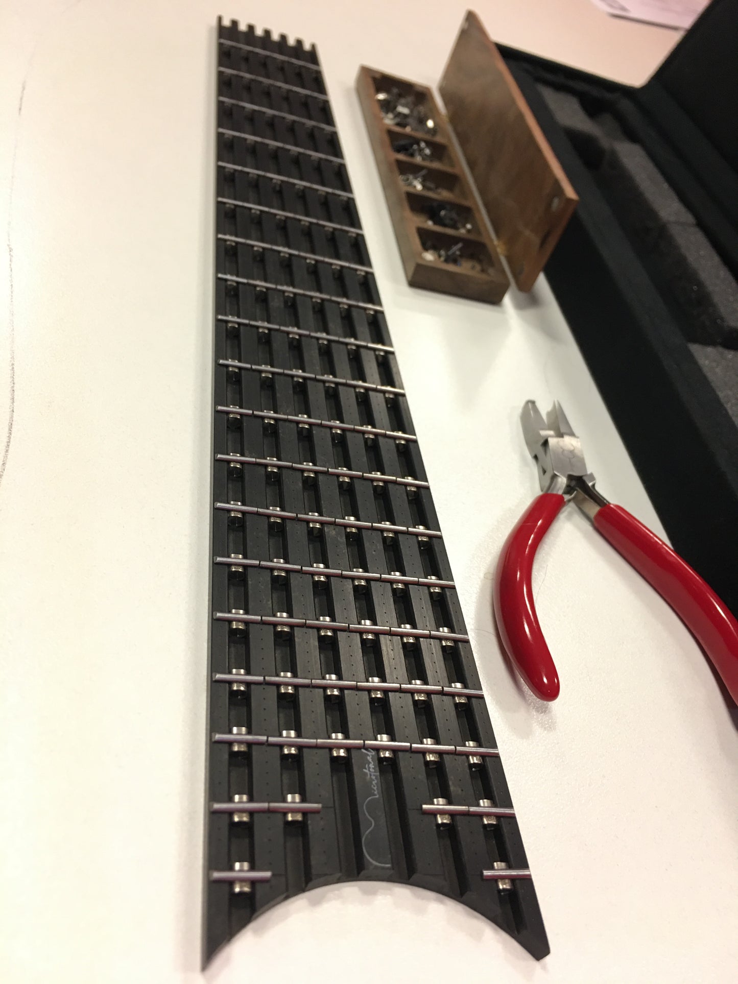 Adjustable Microtonal Guitar Fretboard